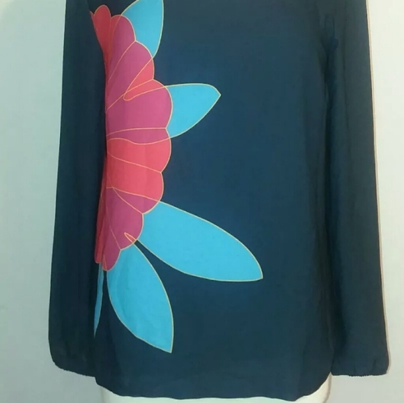 Ann Taylor Loft S Ruffle Flowy Blouse Blue Red Flo - Picture 2 of 5